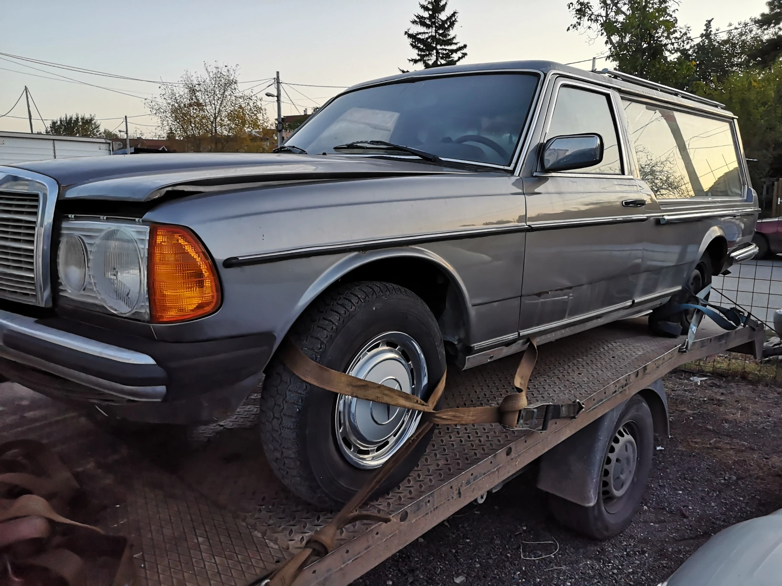 Mercedes-Benz 123 2.5D | Auto.bg — изображение 1 Mercedes-Benz 123 2.5D | Auto.bg — изображение 1