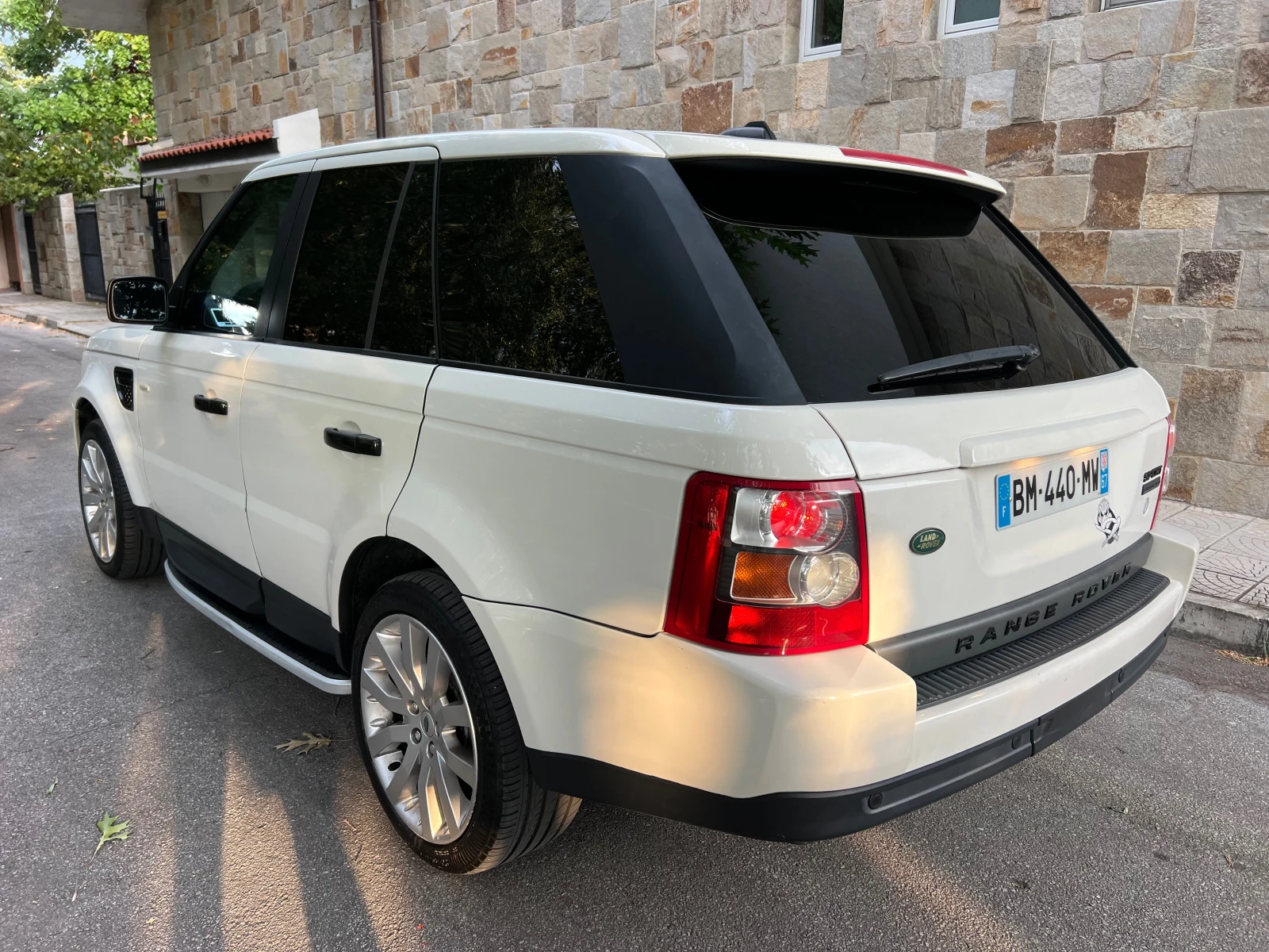 Land Rover Range Rover Sport 3.6 TDV8 SUPERCHARGER / NAVI - изображение 6 | Auto.bg Land Rover Range Rover Sport 3.6 TDV8 SUPERCHARGER / NAVI - изображение 6