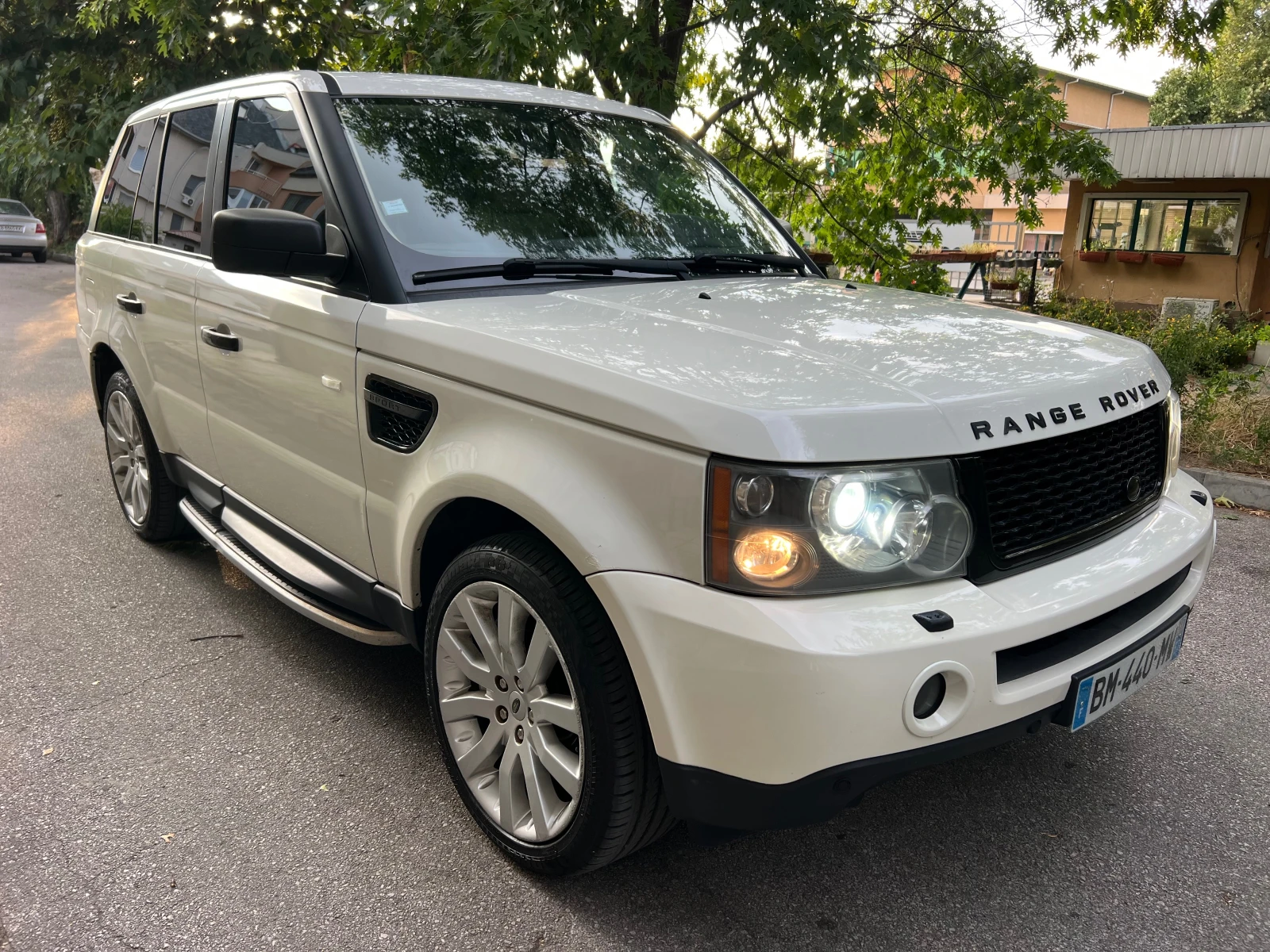 Land Rover Range Rover Sport 3.6 TDV8 SUPERCHARGER / NAVI - изображение 2 | Auto.bg Land Rover Range Rover Sport 3.6 TDV8 SUPERCHARGER / NAVI - изображение 2