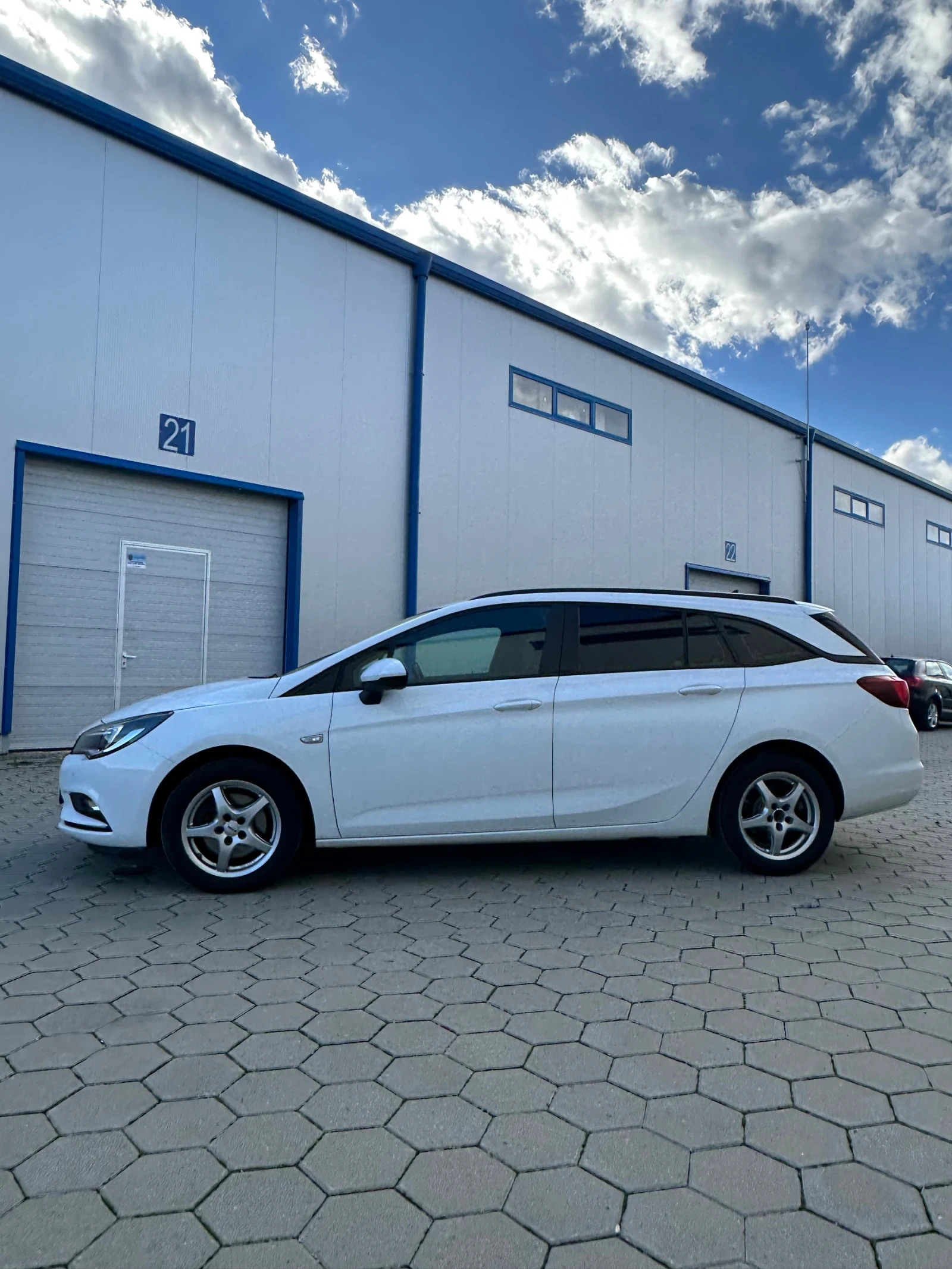 Opel Astra Astra 1.6 CDTI ЛИЗИНГ ДО 15МИН - изображение 4 | Auto.bg Opel Astra Astra 1.6 CDTI ЛИЗИНГ ДО 15МИН - изображение 4