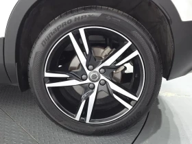 Volvo XC40 T4 R-DESIGN | Auto.bg — изображение 5 Volvo XC40 T4 R-DESIGN | Auto.bg — изображение 5