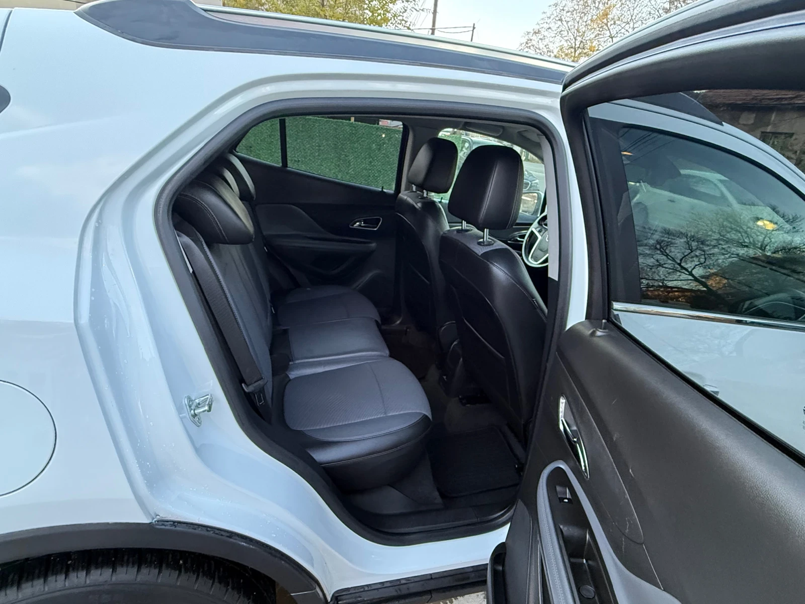 Opel Mokka 1.7 CDTI ПЕРФЕКТНА! - изображение 9 | Auto.bg Opel Mokka 1.7 CDTI ПЕРФЕКТНА! - изображение 9