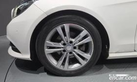 Mercedes-Benz E 220 E220 CDI Avantgarde | Auto.bg — изображение 5 Mercedes-Benz E 220 E220 CDI Avantgarde | Auto.bg — изображение 5