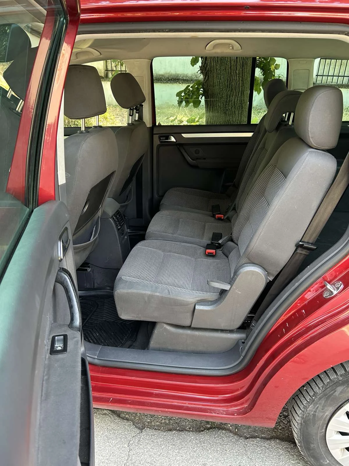 VW Touran 1.9TDI - изображение 6 | Auto.bg VW Touran 1.9TDI - изображение 6