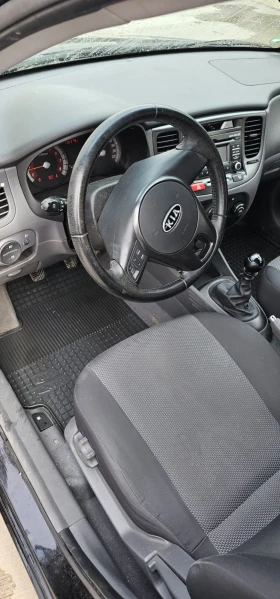 Kia Rio - 2800 € - 56982686 5 | Car24.bg Kia Rio - 2800 € - 56982686 5