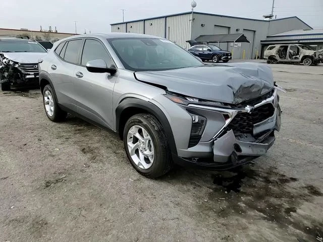 Chevrolet Trax 1.2L 3 FRONT WHEEL DRIVE | Auto.bg — изображение 1 Chevrolet Trax 1.2L 3 FRONT WHEEL DRIVE | Auto.bg — изображение 1