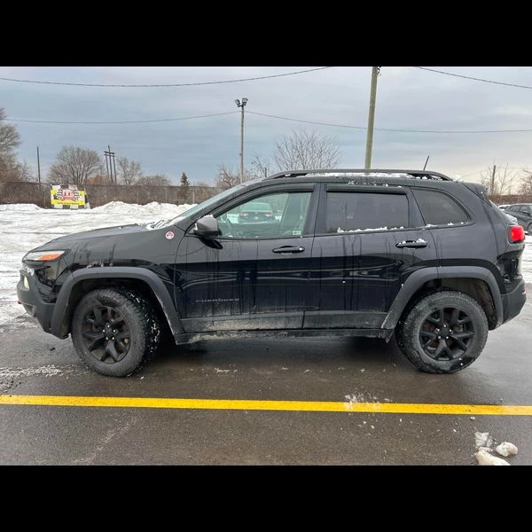 Jeep Cherokee 3.2L 6cyl 4WD - 8437 € / 16501.34 лв. - 45093041 1 | Car24.bg Jeep Cherokee 3.2L 6cyl 4WD - 8437 € / 16501.34 лв. - 45093041 1