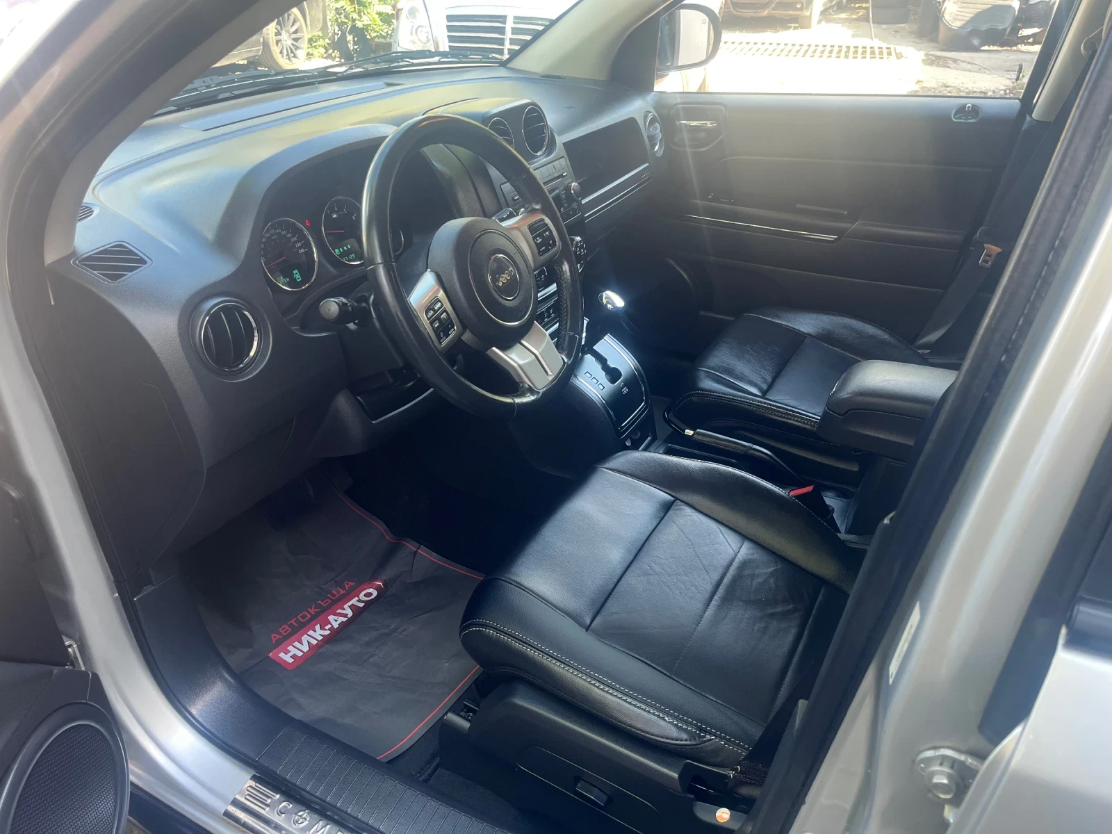 Jeep Compass 2.4* 4X4* AUT*  - изображение 10 | Auto.bg Jeep Compass 2.4* 4X4* AUT*  - изображение 10