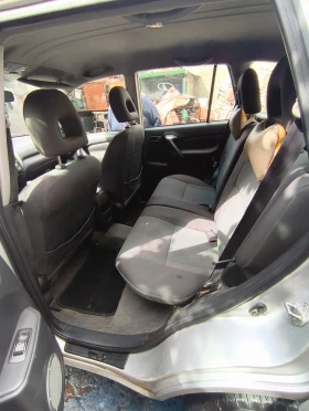Toyota Rav4 undefined | Auto.bg — изображение 4 Toyota Rav4 undefined | Auto.bg — изображение 4