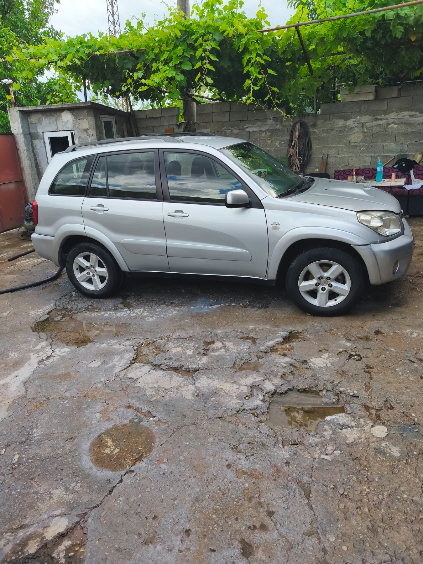 Toyota Rav4 undefined | Auto.bg — изображение 1 Toyota Rav4 undefined | Auto.bg — изображение 1