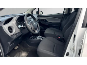 Toyota Yaris 1.5 HSD, Месечна вноска от 199 - 11990 € / 23450.40 лв. - 35033362 11 | Car24.bg Toyota Yaris 1.5 HSD, Месечна вноска от 199 - 11990 € / 23450.40 лв. - 35033362 11