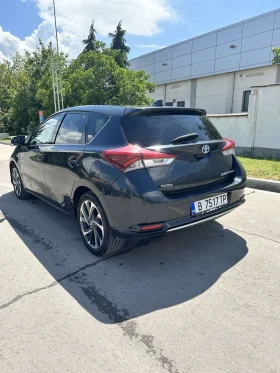 Toyota Auris 1.8 Hybrid e-CVT | Auto.bg — изображение 9 Toyota Auris 1.8 Hybrid e-CVT | Auto.bg — изображение 9