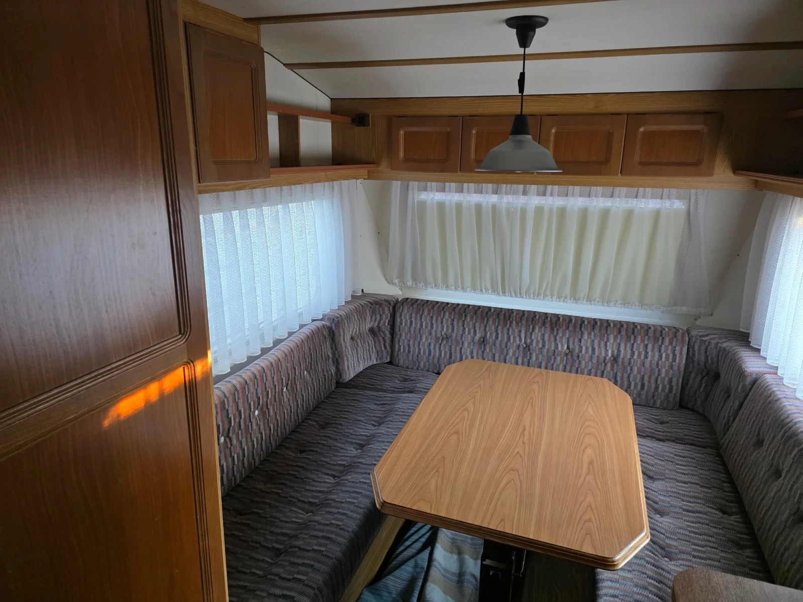 Каравана ABI FENDT БАНЯ WC - изображение 8 | Auto.bg Каравана ABI FENDT БАНЯ WC - изображение 8