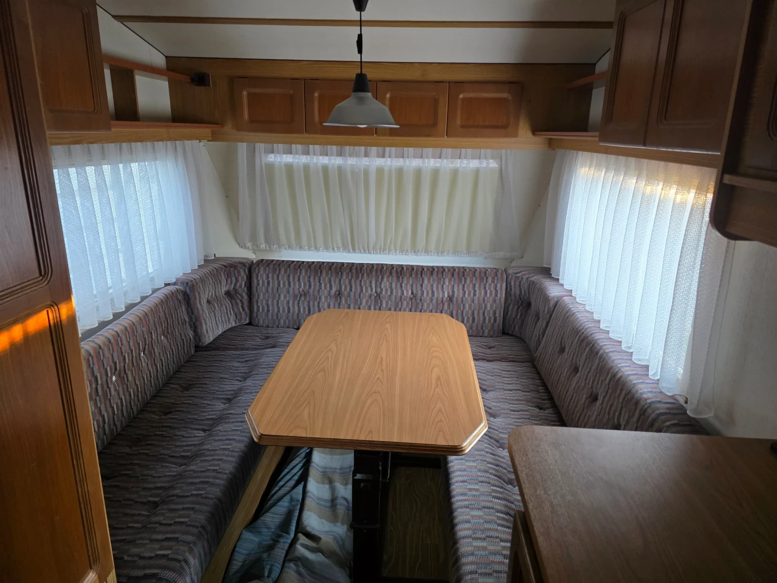 Каравана ABI FENDT БАНЯ WC - изображение 10 | Auto.bg Каравана ABI FENDT БАНЯ WC - изображение 10