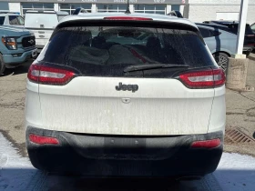 Jeep Cherokee * High Altitude * CARFAX * ПАНО * KEYLESS - 8950 € / 17504.68 лв. - 99086830 4 | Car24.bg Jeep Cherokee * High Altitude * CARFAX * ПАНО * KEYLESS - 8950 € / 17504.68 лв. - 99086830 4