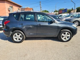 Toyota Rav4 2.2D4D-KEYLESS, КОЖА.НАВИ. - 4800 € / 9387.98 лв. - 23375668 4 | Car24.bg Toyota Rav4 2.2D4D-KEYLESS, КОЖА.НАВИ. - 4800 € / 9387.98 лв. - 23375668 4