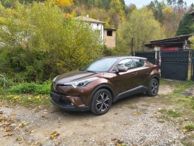 Toyota C-HR 4х4, автомат, бензин, 70 000 км. - Car24.bg Toyota C-HR 4х4, автомат, бензин, 70 000 км.