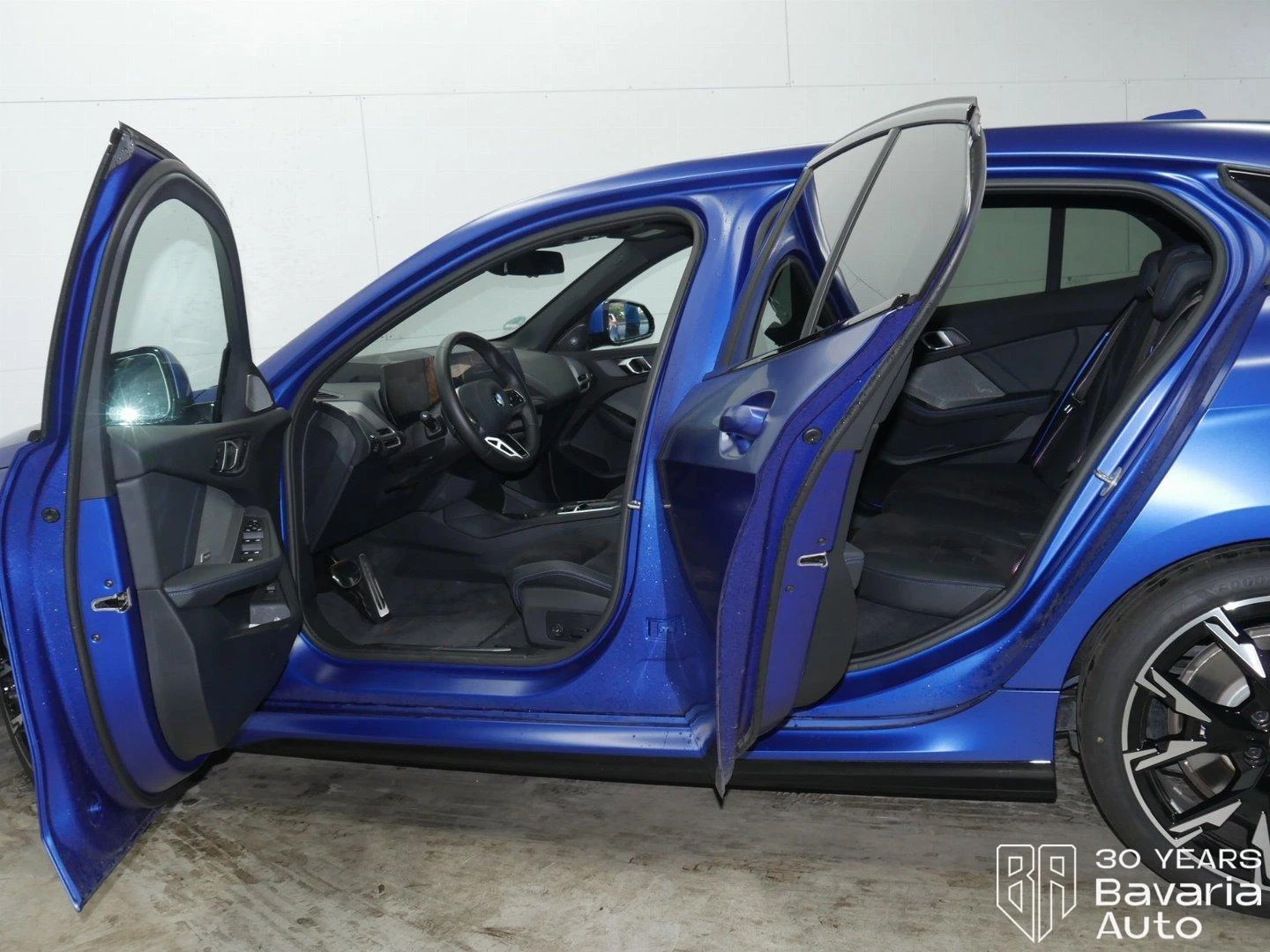 BMW 120 i M Sport Paket Steptronic - изображение 5 | Auto.bg BMW 120 i M Sport Paket Steptronic - изображение 5