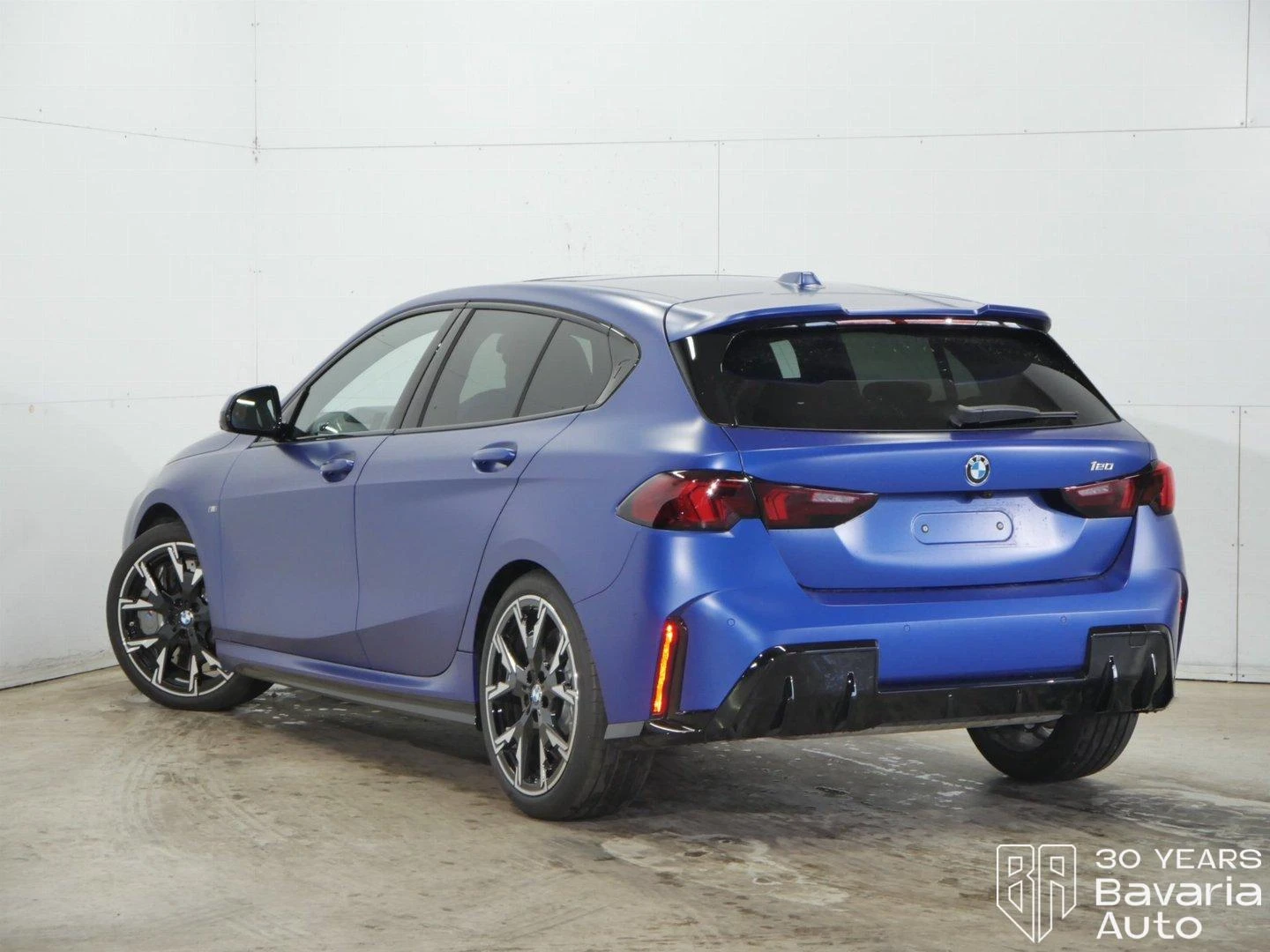 BMW 120 i M Sport Paket Steptronic - изображение 2 | Auto.bg BMW 120 i M Sport Paket Steptronic - изображение 2