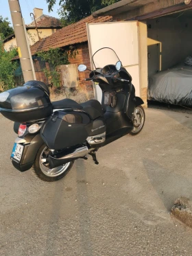 Aprilia Scarabeo Макси скутер | Auto.bg — изображение 4 Aprilia Scarabeo Макси скутер | Auto.bg — изображение 4
