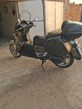 Aprilia Scarabeo Макси скутер | Auto.bg — изображение 6 Aprilia Scarabeo Макси скутер | Auto.bg — изображение 6