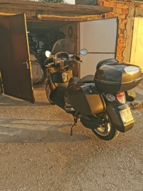 Aprilia Scarabeo Макси скутер | Auto.bg — изображение 9 Aprilia Scarabeo Макси скутер | Auto.bg — изображение 9