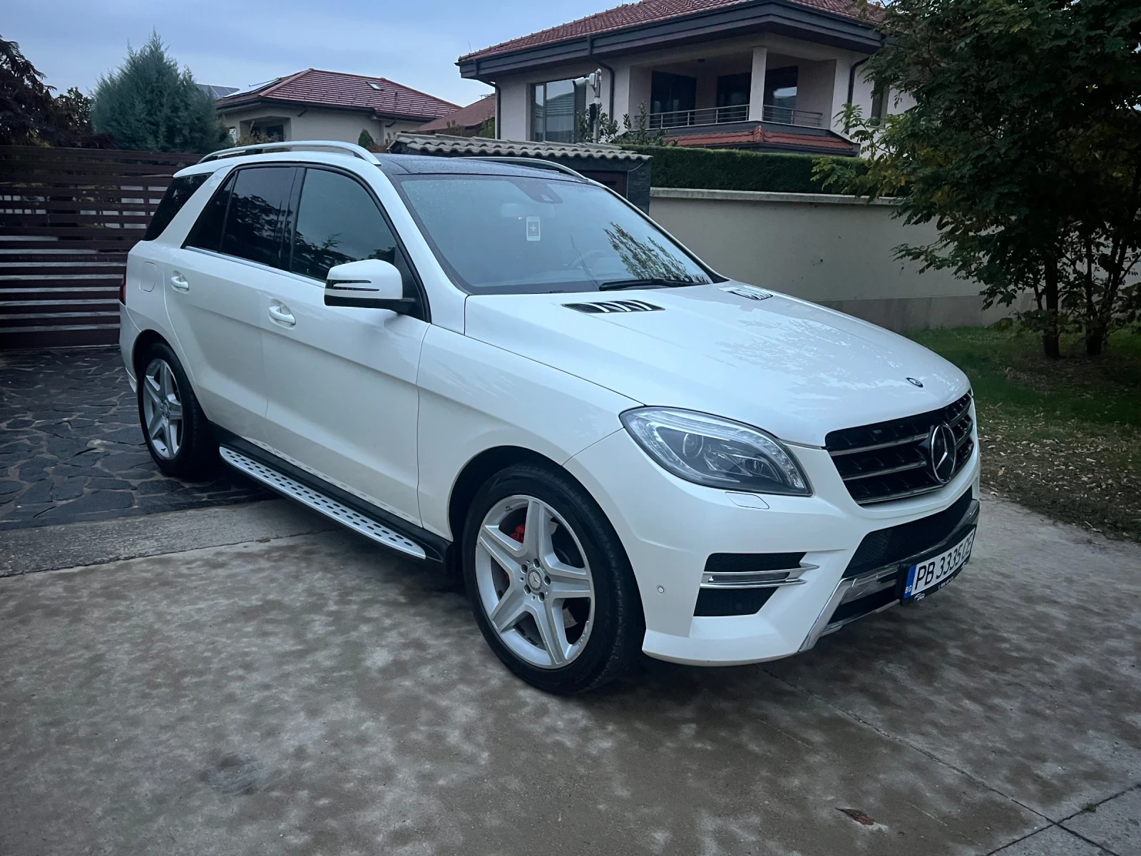 Mercedes-Benz ML 350 AMG Paket - изображение 3 | Auto.bg Mercedes-Benz ML 350 AMG Paket - изображение 3