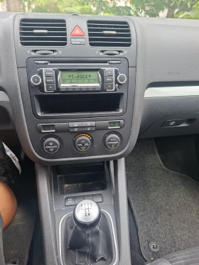 VW Golf 1.9tdi-90кс-2009-КЛИМАТРОНИК - 3650 € / 7138.78 лв. - 22262262 9 | Car24.bg VW Golf 1.9tdi-90кс-2009-КЛИМАТРОНИК - 3650 € / 7138.78 лв. - 22262262 9