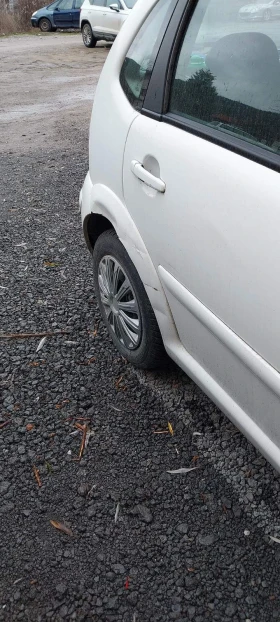 Citroen C3 - 1800 € / 3520.49 лв. - 34595214 2 | Car24.bg Citroen C3 - 1800 € / 3520.49 лв. - 34595214 2