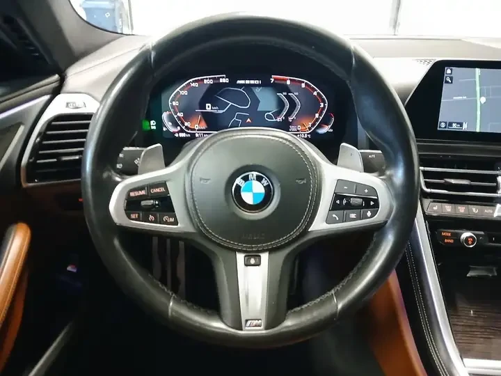 BMW 850 M850/CARBON PACKAGE/LANE ASSIST/PARKING ASSIST - изображение 10 | Auto.bg BMW 850 M850/CARBON PACKAGE/LANE ASSIST/PARKING ASSIST - изображение 10