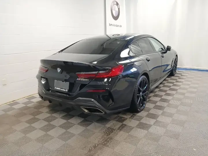 BMW 850 M850/CARBON PACKAGE/LANE ASSIST/PARKING ASSIST - изображение 5 | Auto.bg BMW 850 M850/CARBON PACKAGE/LANE ASSIST/PARKING ASSIST - изображение 5