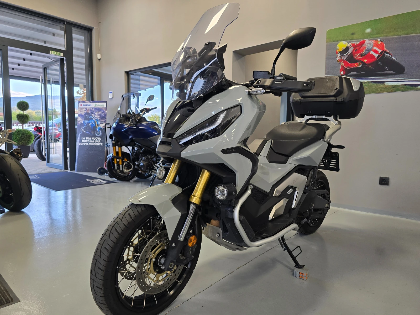 Honda X-ADV 750ie, Travel Edition, 2022г. - изображение 8 | Auto.bg Honda X-ADV 750ie, Travel Edition, 2022г. - изображение 8