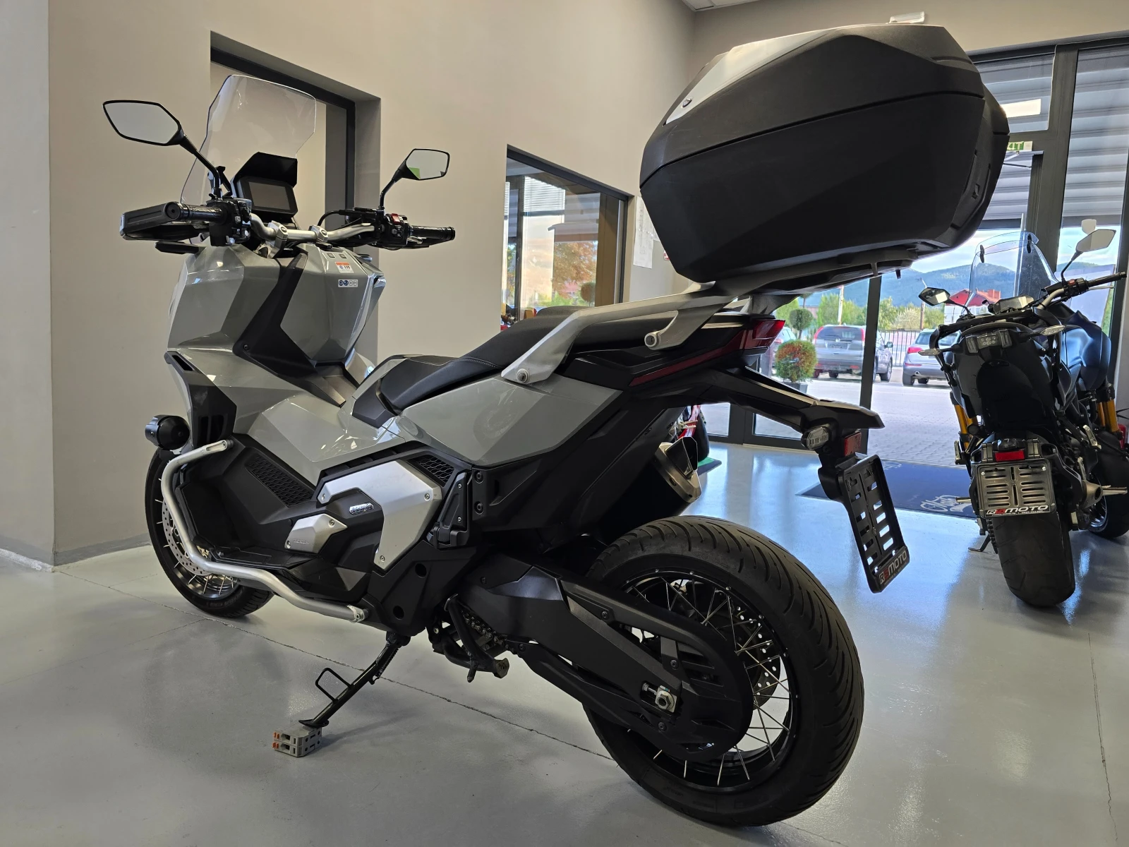 Honda X-ADV 750ie, Travel Edition, 2022г. - изображение 4 | Auto.bg Honda X-ADV 750ie, Travel Edition, 2022г. - изображение 4
