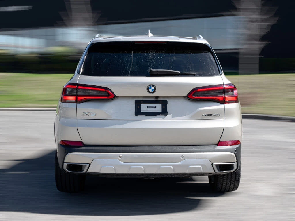 BMW X5 XDRIVE 40I * MASSAGE * PANO * H&K * 360 * ПОДГРЕВ  - изображение 5 | Auto.bg BMW X5 XDRIVE 40I * MASSAGE * PANO * H&K * 360 * ПОДГРЕВ  - изображение 5