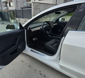 Tesla Model 3 PERFORMANCE AWD 513hp* 82kWh* Гаранция* - 33000 € / 64542.39 лв. - 93948827 5 | Car24.bg Tesla Model 3 PERFORMANCE AWD 513hp* 82kWh* Гаранция* - 33000 € / 64542.39 лв. - 93948827 5