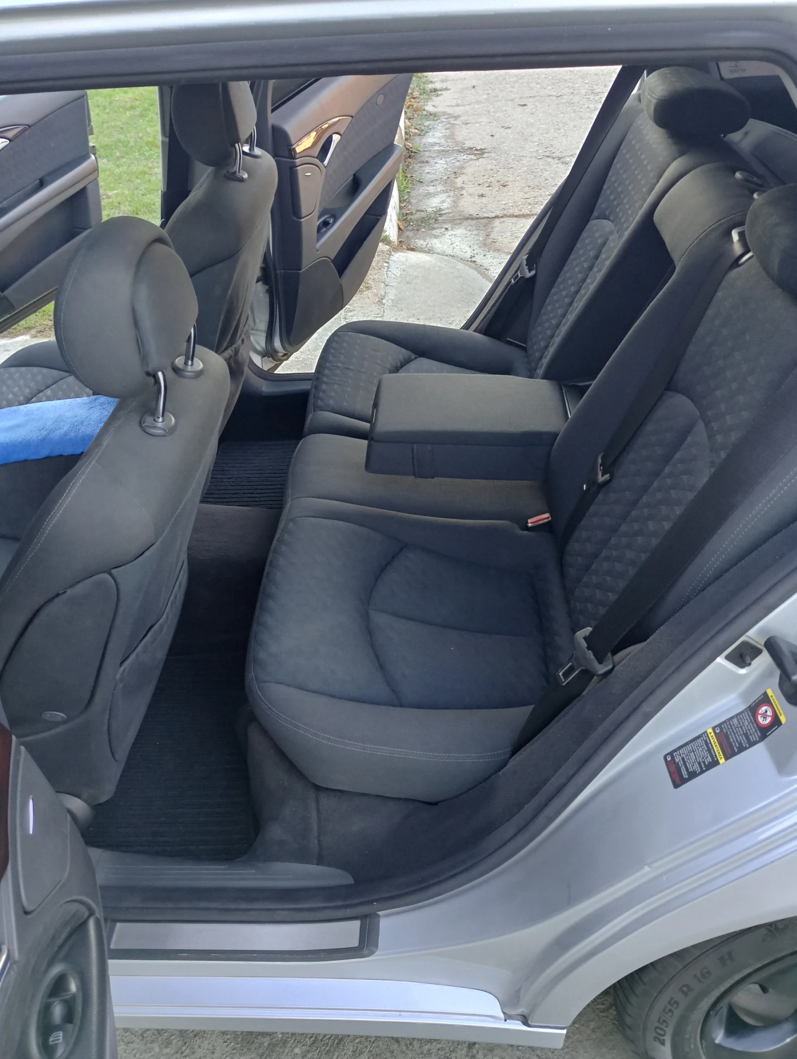 Mercedes-Benz E 220 CDI 0884501099 - изображение 3 | Auto.bg Mercedes-Benz E 220 CDI 0884501099 - изображение 3