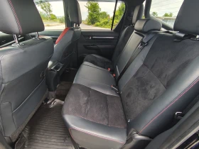 Toyota Hilux 2.8 GR-SPORT - 39000 € / 76277.37 лв. - 45083743 12 | Car24.bg Toyota Hilux 2.8 GR-SPORT - 39000 € / 76277.37 лв. - 45083743 12