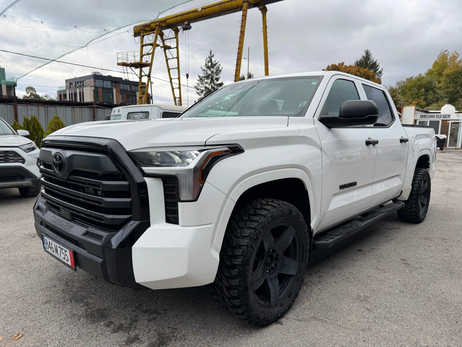 Toyota Tundra 4WD SR CrewMax 5.5Bed 3.4L V6 i-FORCE | Auto.bg — изображение 1 Toyota Tundra 4WD SR CrewMax 5.5Bed 3.4L V6 i-FORCE | Auto.bg — изображение 1
