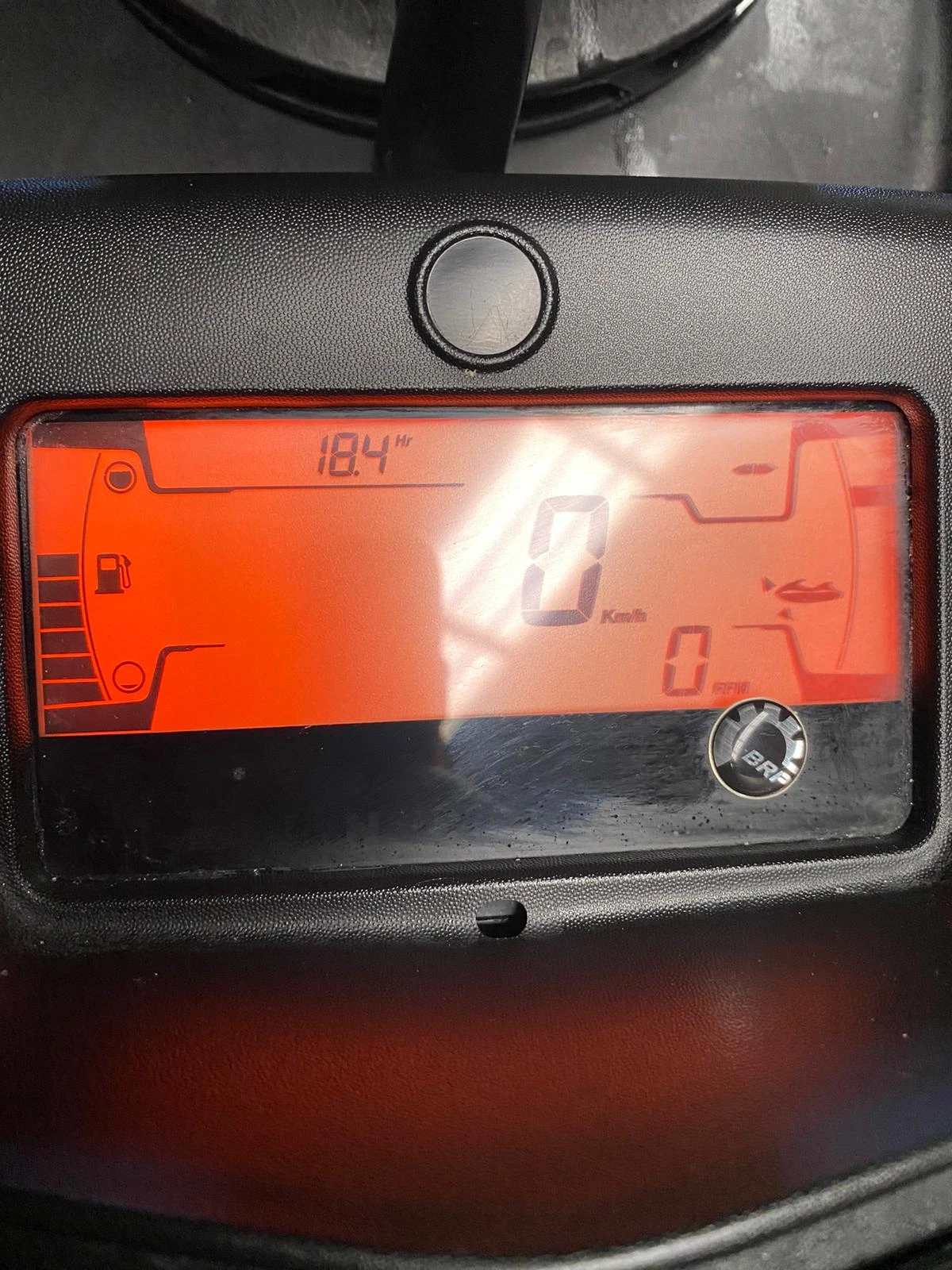 Джет Bombardier Sea Doo SPARK 3UP - изображение 6 | Auto.bg Джет Bombardier Sea Doo SPARK 3UP - изображение 6