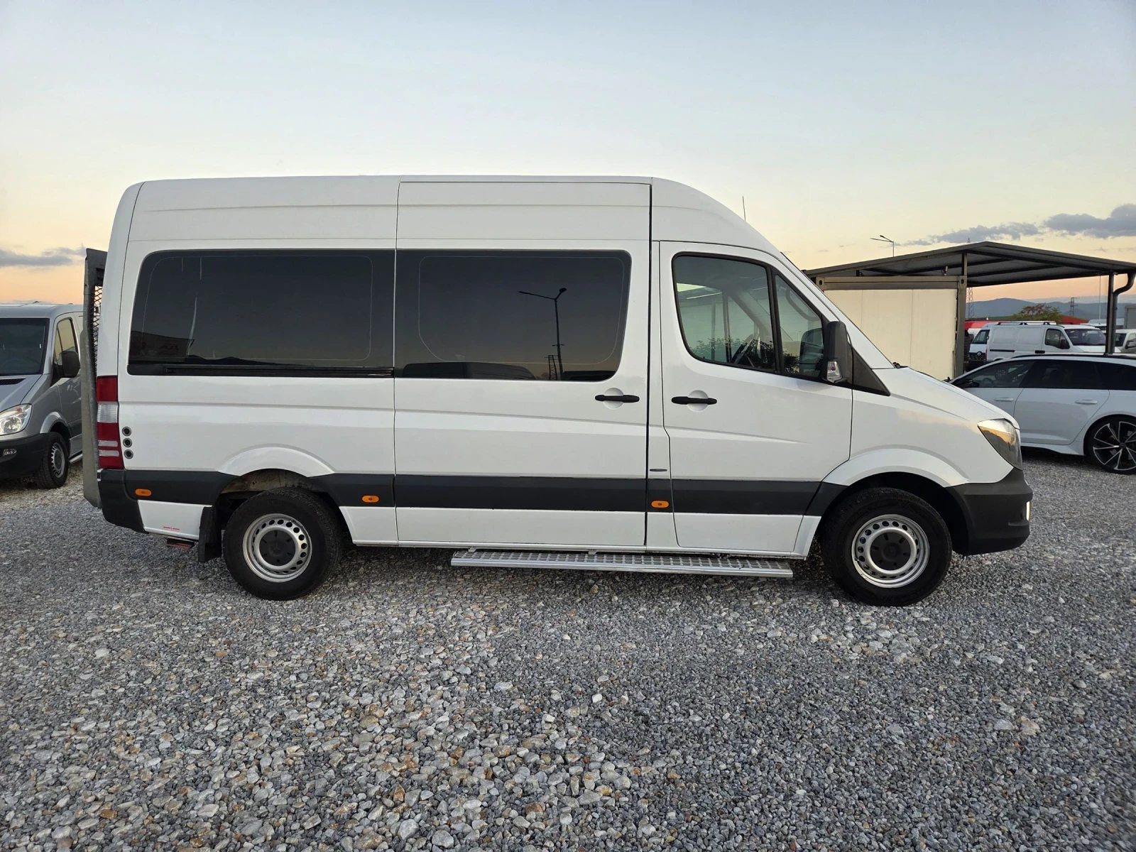 Mercedes-Benz Sprinter 316 CDI, Пътнически, 9местен, Климатик, Автомат, ЕВРО  - изображение 6 | Auto.bg Mercedes-Benz Sprinter 316 CDI, Пътнически, 9местен, Климатик, Автомат, ЕВРО  - изображение 6