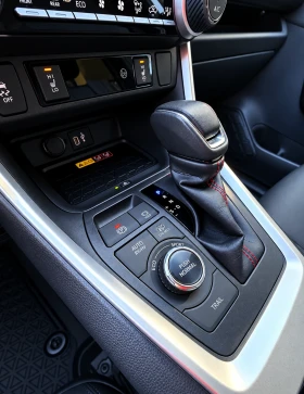 Toyota Rav4 2.5 PlugIn Hybrid/JBL/Гаранция - 37000 € - 76290165 8 | Car24.bg Toyota Rav4 2.5 PlugIn Hybrid/JBL/Гаранция - 37000 € - 76290165 8