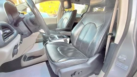 Chrysler Pacifica FULL ЕВРОПА РЕАЛ КМ 8-МЕСТА ИЗКЛЮЧИТЕЛЕН СЕРВ КНИЖ | Auto.bg — изображение 6 Chrysler Pacifica FULL ЕВРОПА РЕАЛ КМ 8-МЕСТА ИЗКЛЮЧИТЕЛЕН СЕРВ КНИЖ | Auto.bg — изображение 6