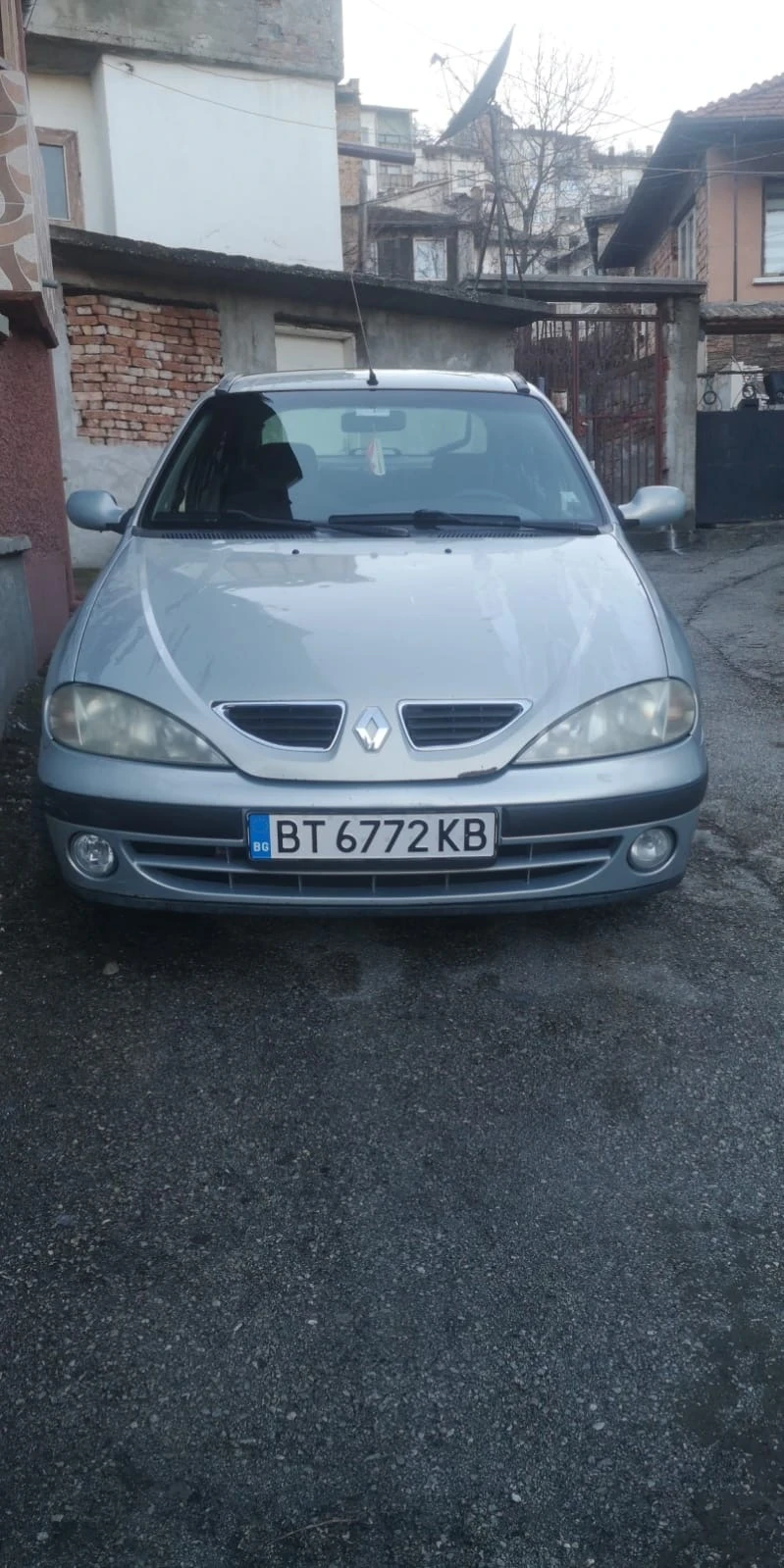 Renault Megane - 400 € - 64792251 1 | Car24.bg Renault Megane - 400 € - 64792251 1