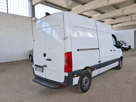 Mercedes-Benz Sprinter 311 55 kWh Камера Климатик Подгрев SlamLock | Auto.bg — изображение 3 Mercedes-Benz Sprinter 311 55 kWh Камера Климатик Подгрев SlamLock | Auto.bg — изображение 3