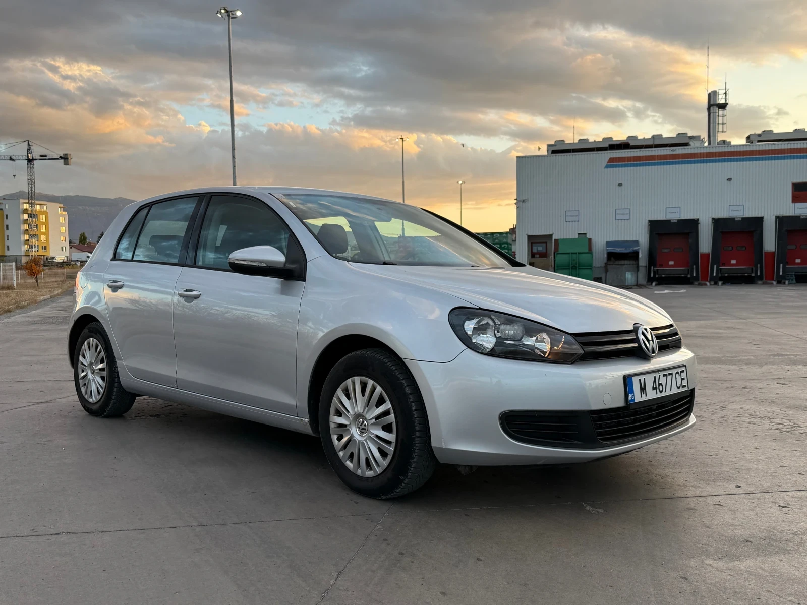 VW Golf 1.6 90кс. CAYB | Auto.bg — изображение 1 VW Golf 1.6 90кс. CAYB | Auto.bg — изображение 1
