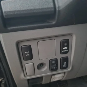 Toyota Hilux 2.5 d4d - 24750 лв. / 12654.47 € - 68730639 10 | Car24.bg Toyota Hilux 2.5 d4d - 24750 лв. / 12654.47 € - 68730639 10