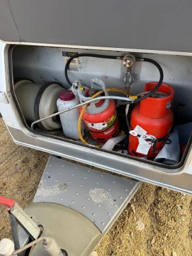 Каравана HYMER / ERIBA Nova | Auto.bg — изображение 15 Каравана HYMER / ERIBA Nova | Auto.bg — изображение 15