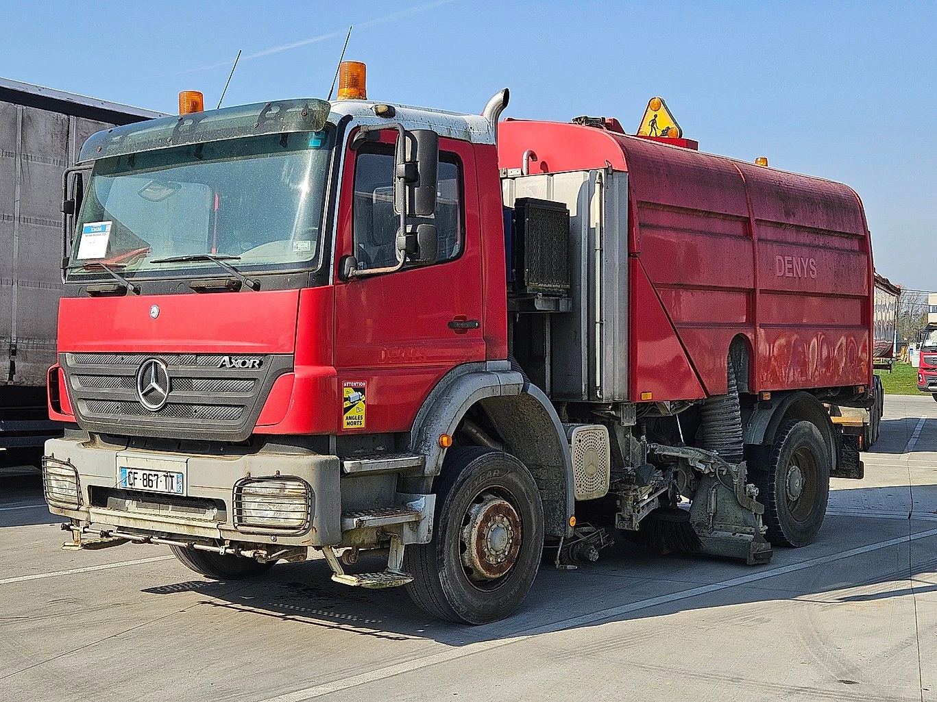 Mercedes-Benz Actros Axor 1828 Мотометачка | Auto.bg — изображение 1 Mercedes-Benz Actros Axor 1828 Мотометачка | Auto.bg — изображение 1