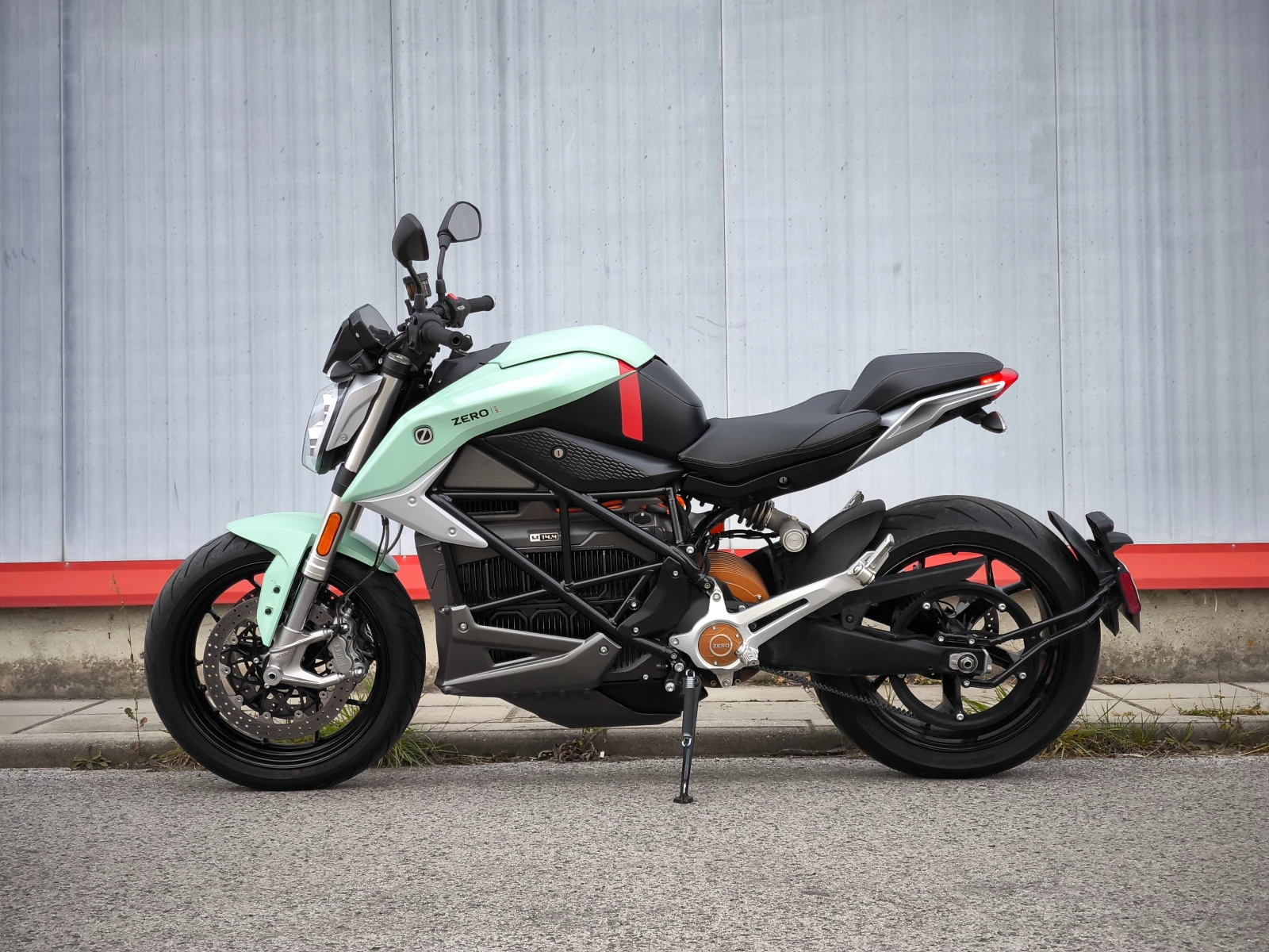 Zero SR-F  - изображение 4 | Auto.bg Zero SR-F  - изображение 4