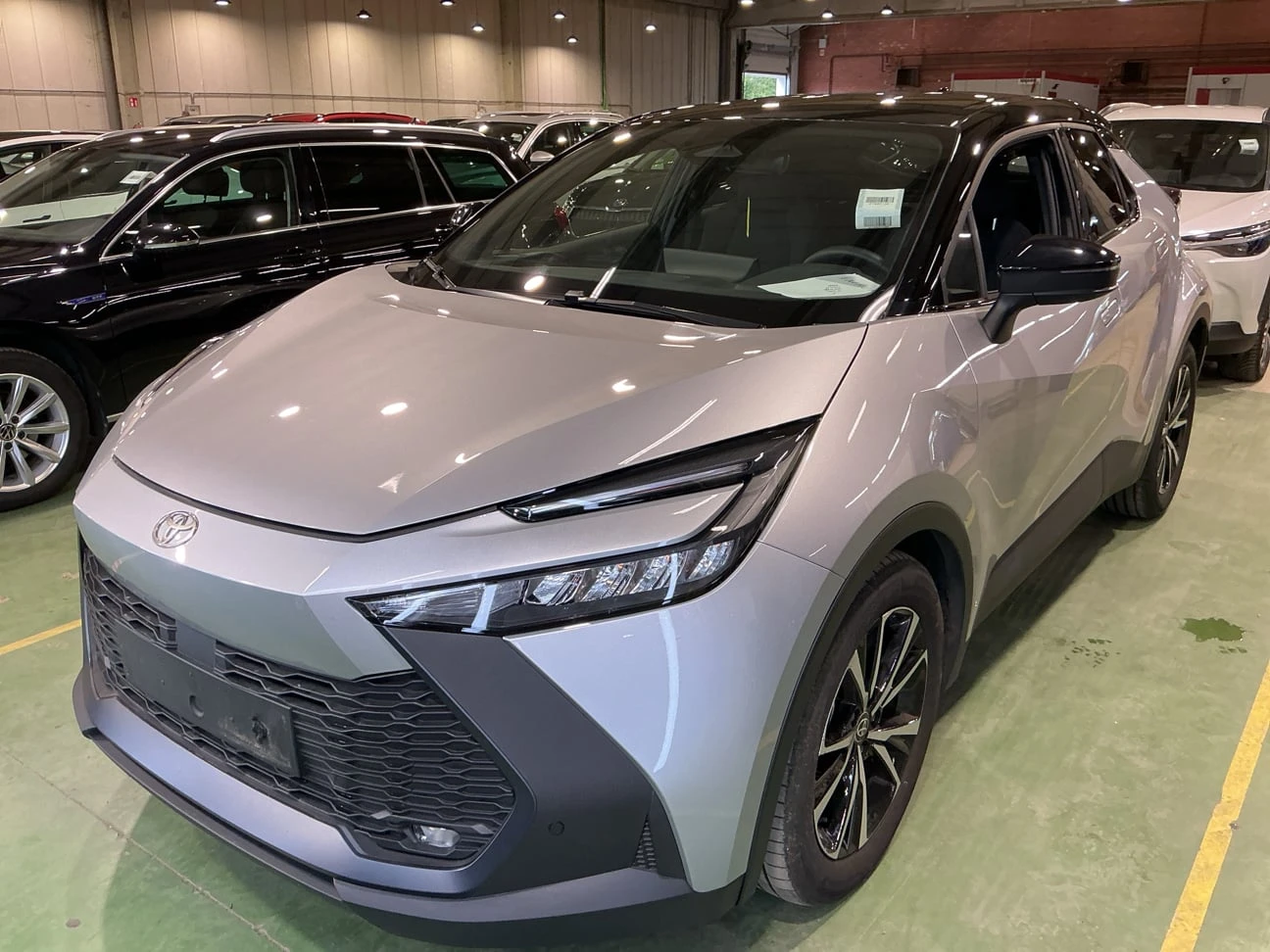 Toyota C-HR Dynamic+ LED Navi | Auto.bg — изображение 1 Toyota C-HR Dynamic+ LED Navi | Auto.bg — изображение 1